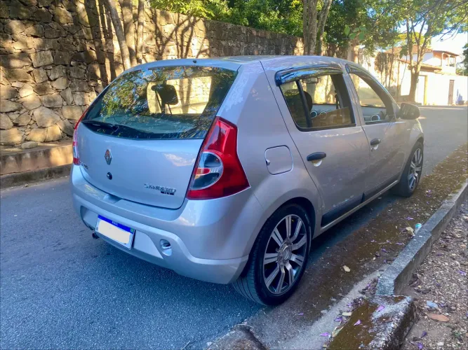 Renault Sandero Expression Hi-flex 1.0 16V 5P 2011