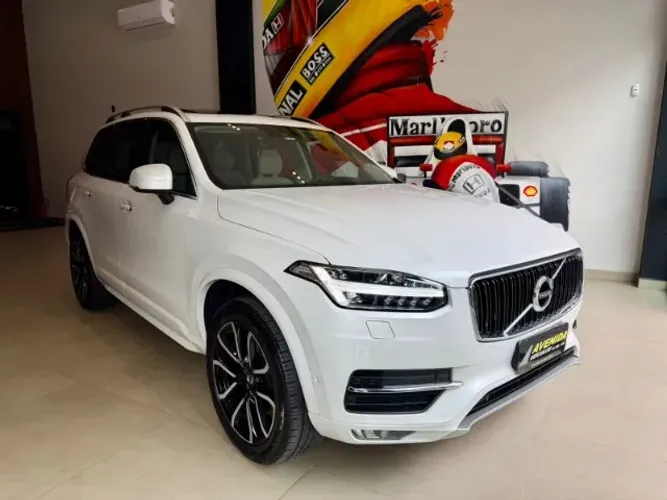 Volvo XC 90 D-5 Momentum 2.0 235cv Diesel 5P 2018