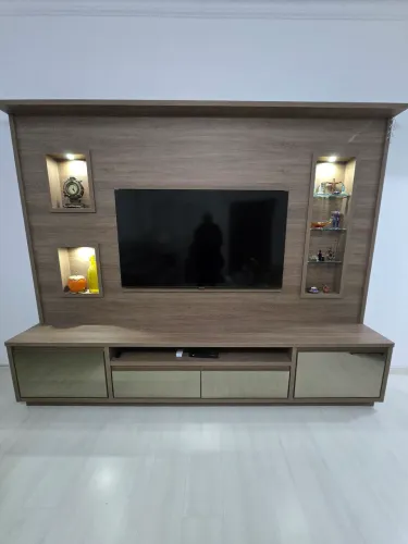 Rack para TV com painel em mdf