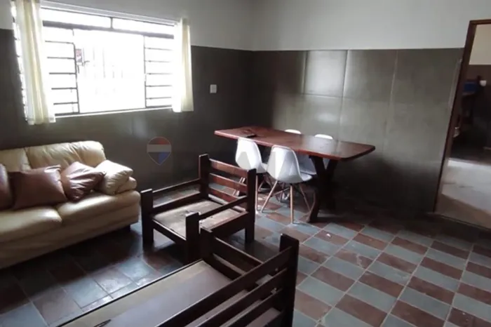 Casa à venda em Caraguatatuba, 2 quartos, quintal grande