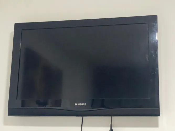 Vendo tv funcionando perfeitamente 