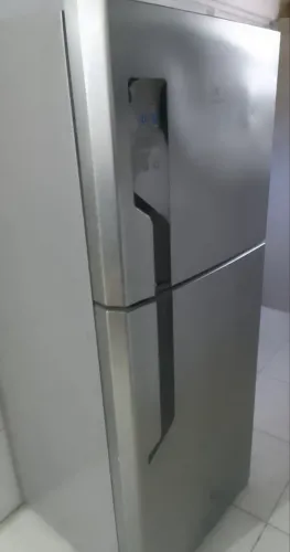 Geladeira Inox Electrolux