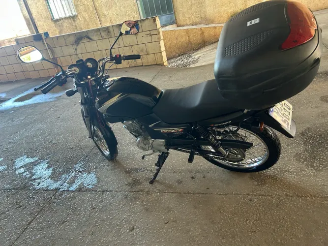 Vendo ou troco por carro