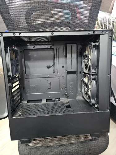 Gabinete NZXT H500i