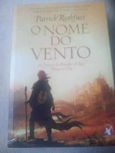 Livro O Nome do Vento- Patrick Rothfuss