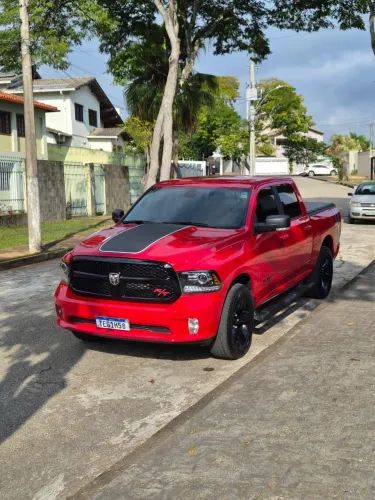 Ram Classic R/T 5.7 CD V8 4X4 Aut. 2023