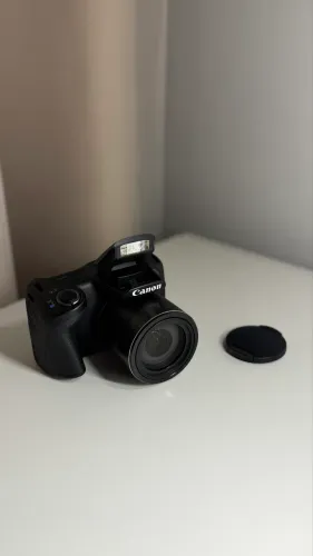 Camera Canon PowerShot SX400IS