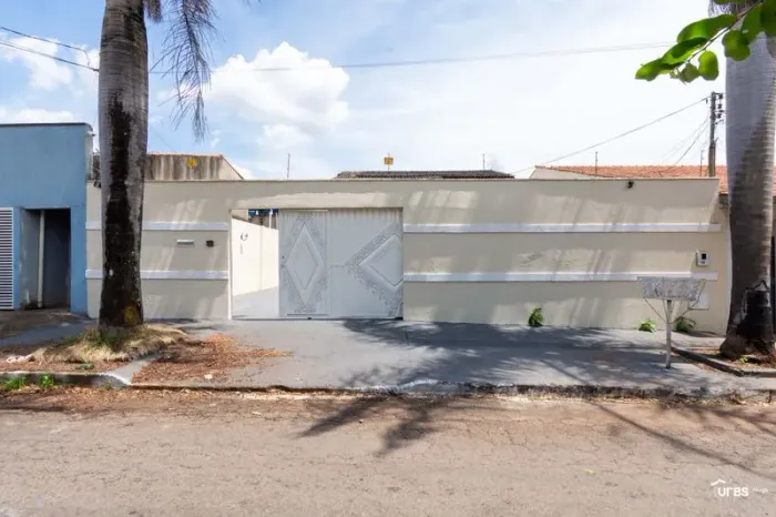 Casa, 187 m², 3 qts, 3 banh., 3 vagas, Jardim Ana Lúcia