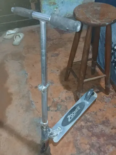 Patinete zoomee com altura adaptável (Usado)