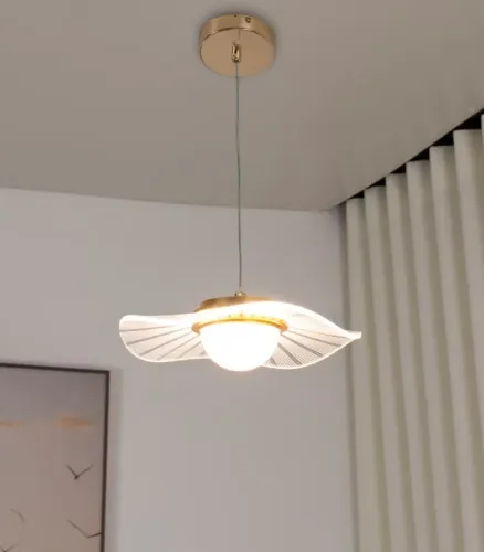 Iluminaria Nova lacrada