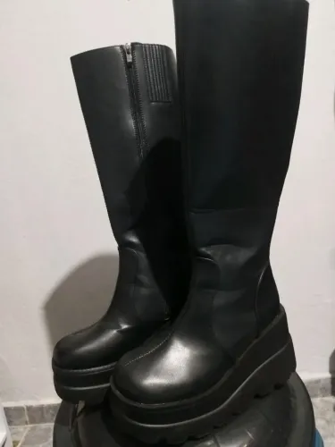 Bota Cano Longo Plataforma Tratorada Preta 36