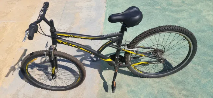 Bicicleta caloi aro 26 em otimo estado