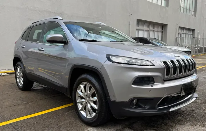 Jeep Cherokee Limited 3.2 4X4 V6 Aut. 2014