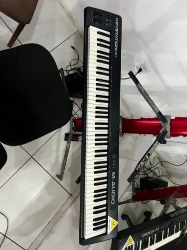 Controlador Keystation88 M-audio