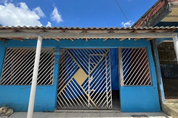 CASA RECÉM-REFORMADA NO SÃO CLEMENTE OPORTUNIDADE PRÓXIMA À AV. PADRE BRUNO SECHI