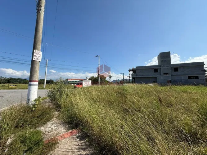 Terreno Comercial com 933,41m², no bairro Sertão do Imaruim, em São José/SC.