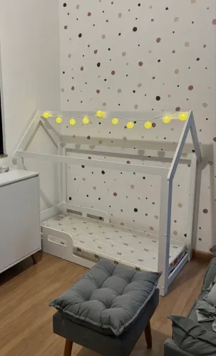 Cama montessoriana casinha mini + colchão 