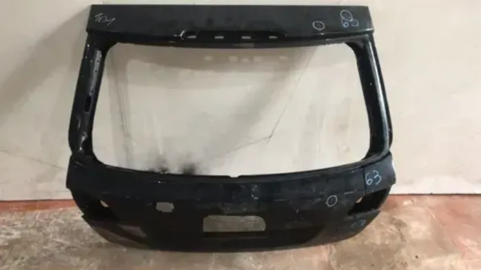 Tampa Traseira Audi A3 2008 C/detalhes Preto