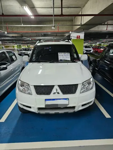 Mitsubishi Pajero TR4 2.0 Flex 16V 4X2 Aut. 2013