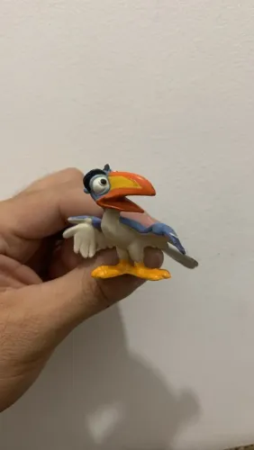 Zazu Rei Leão Oficial