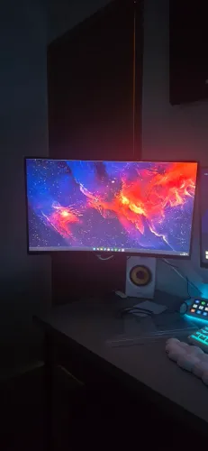 Monitor 27 pol 240 hz