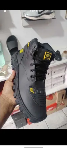 Bota cartepilar masculino 