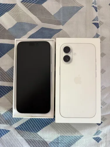 iPhone 16 128GB Branco