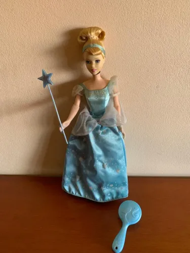 Boneca Cinderela edição especial 2004