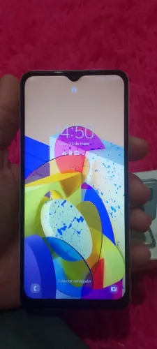 Vende-se um celular Samsung A12 todo original! Telefone pra contato *