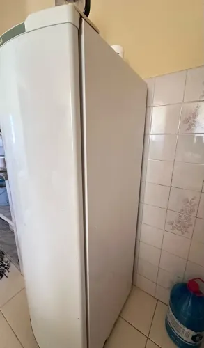 Geladeira pequena
