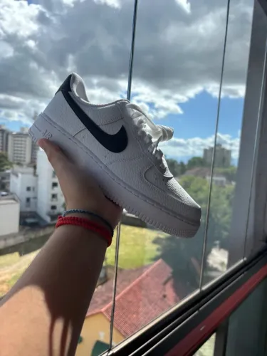 Air force low preto e branco