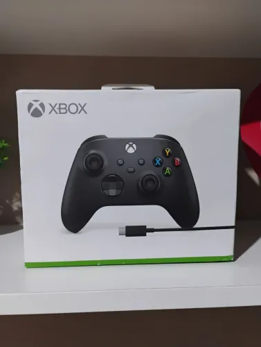 Controle Xbox Series sem fio + Cabo USB - Novo e lacrado