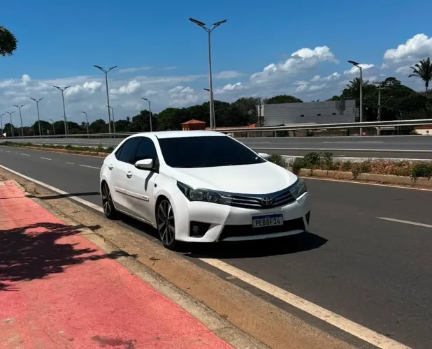 Toyota Corolla GLI 1.8 Flex 16V Aut. 2016