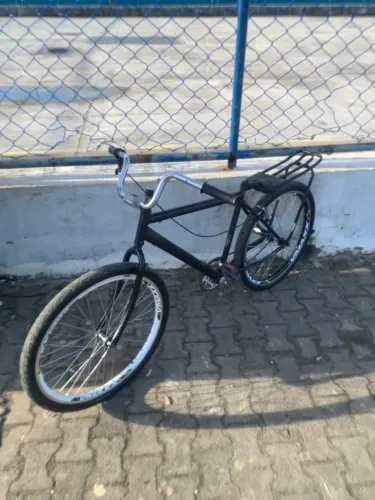 Tenho entretece em troca em motorizada toda boa