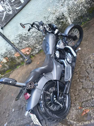 Shadow 600cc 2001 linda