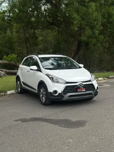 Hyundai HB20X Premium 1.6 Flex 16V Aut. 2017