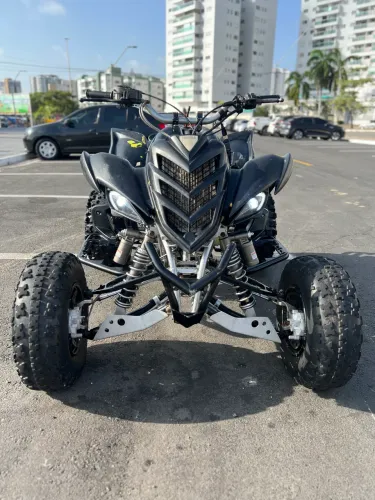 Quadriciclo raptor 700