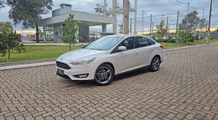 Ford Focus Fastback Se/se Plus 2.0 Flex Aut. 2016