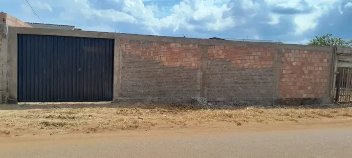 TERRENO 12X23 BEM LOCALIZADO EM RUA ASFALTADA 