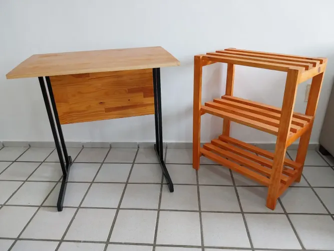 Escrivaninha + estante 