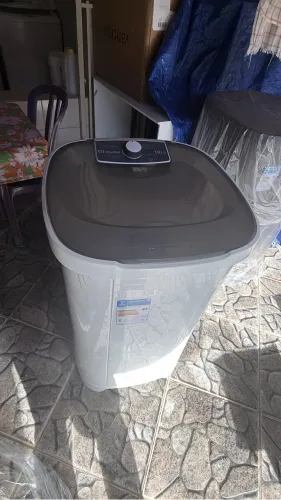 Vendo tanquinho Mueller 10kg branco 