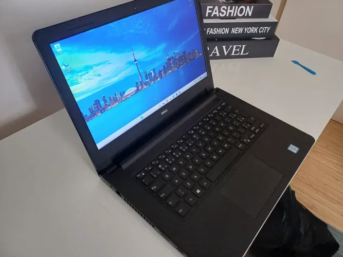 Notebook Dell i3 8gb SSD 256gb