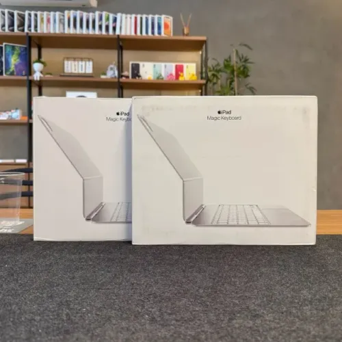 Magic KeyBoard iPad Pro 13" M4 Lacrado | Loja Física | 1 Ano Garantia | Até 18x