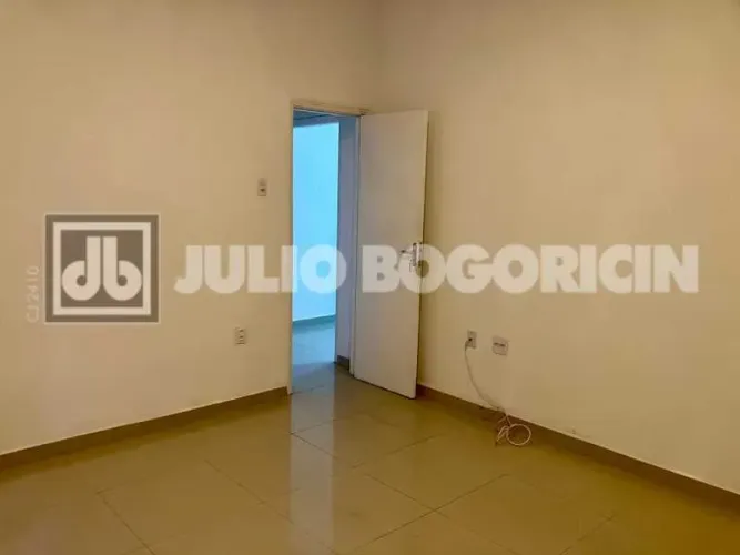 Apartamento : Padrão / Residencial / Copacabana