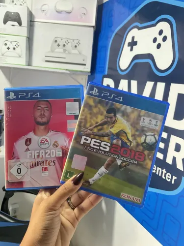 2 jogos ps4 Futbol. Fifa 20 + PES18 original ps4