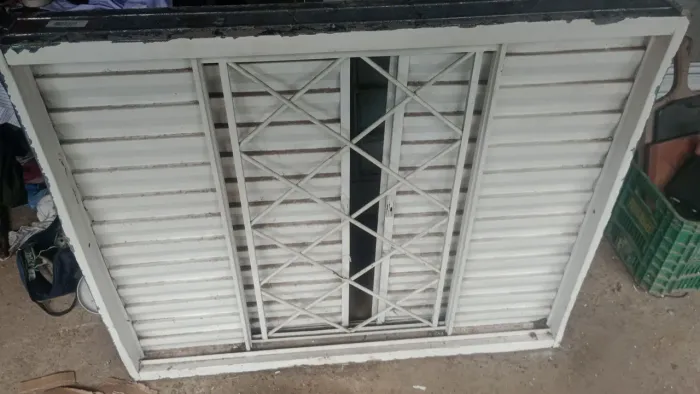 Janela de ferro pra quarto