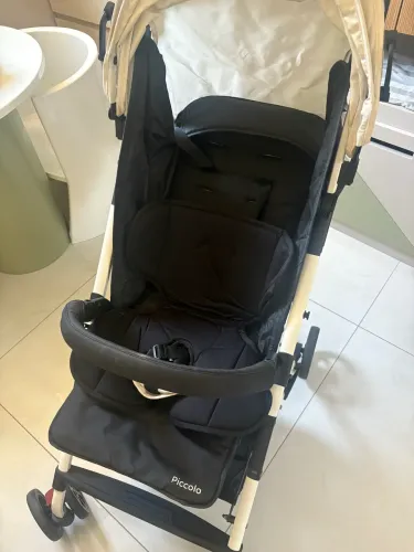 Carrinho de BB Piccolo infantil 