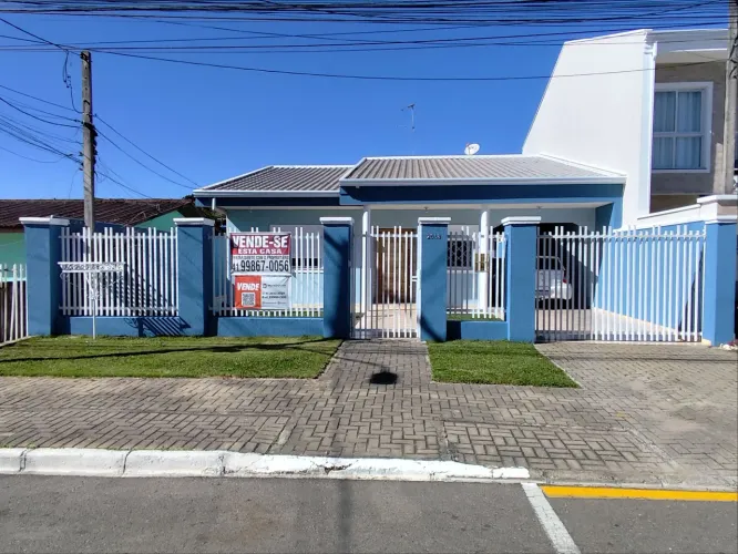Casa a venda na Fazenda Velha Araucária