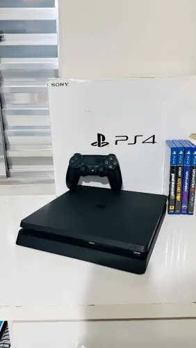 PS4 Slim 1 TB