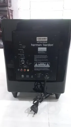 CAIXA DE SOM SUBWOOFER HARTMAN KARDON HKTS210SUB ( 8 POL / 200 RMS )